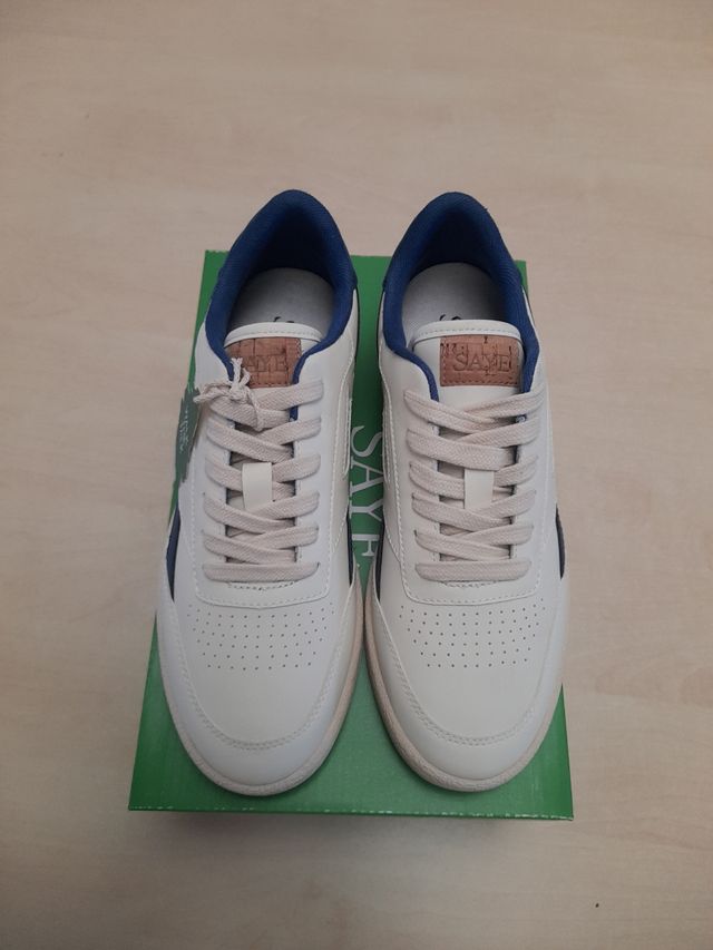 Zapatillas SAYE blancas y azules