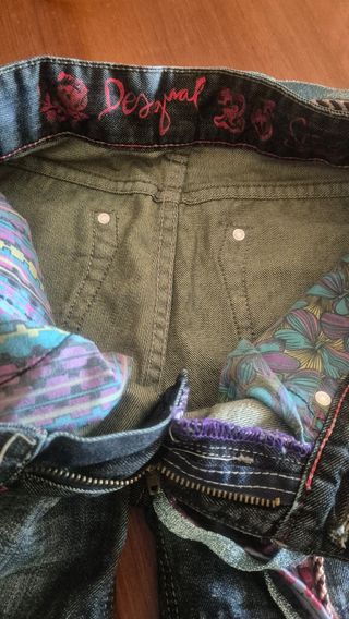 Shorts Desigual - Vaqueros rotos