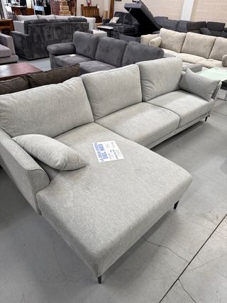 Sofá chaise longue gris
