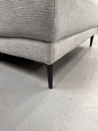 Sofá chaise longue gris