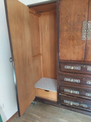 Armario vintage madera - Dormitorio