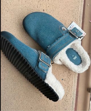 Zapatos Zara - zuecos denim  azul - Talla 40