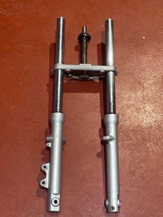 Horquilla Suzuki Intruder 250 2006