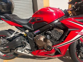 Honda CBR 650R 95cv - Moto