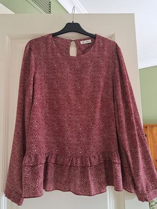 Blusa roja estampada talla Xl