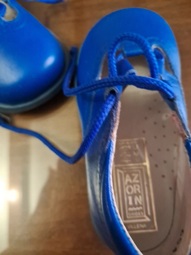 Zapatos Bebé Piel - Talla 20 dos pares