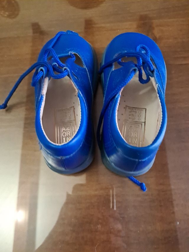 Zapatos Bebé Piel - Talla 20 dos pares