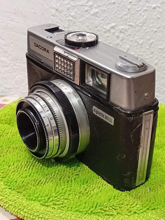 Dacora Dignette 300 SL cámara analógica