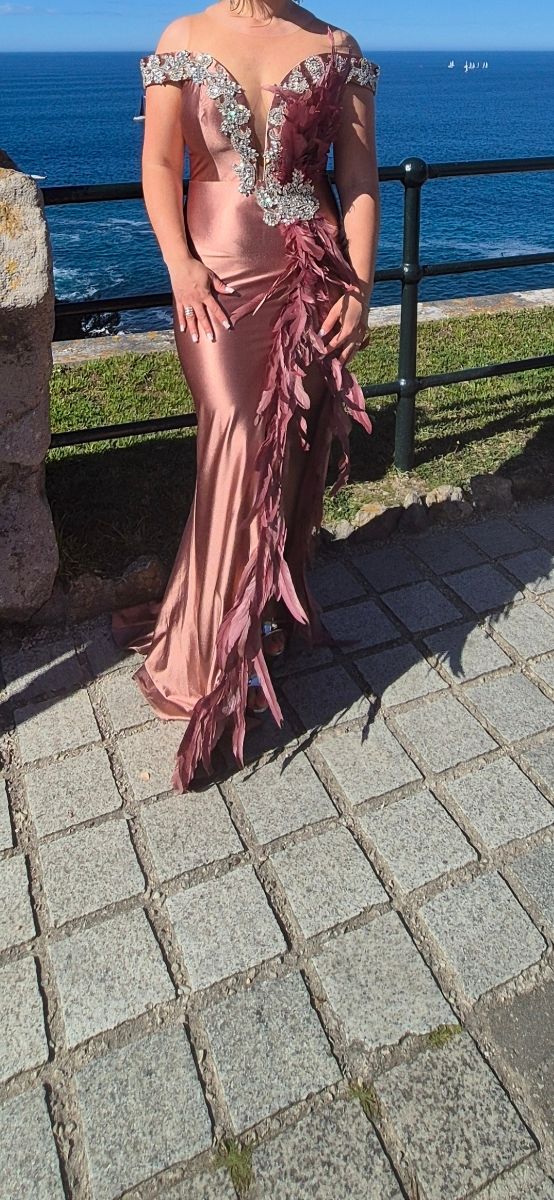 Vestido fiesta plumeti rosa