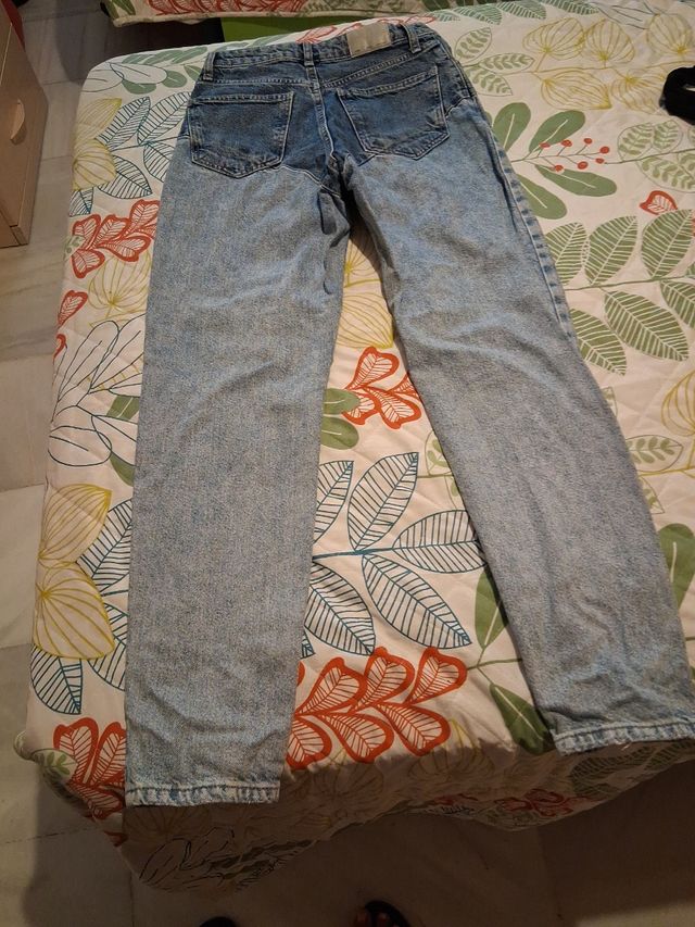 Vaqueros Bershka M - 38 - 10