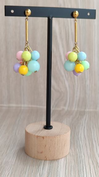 Pendientes acero largos multicolor bolitas 
