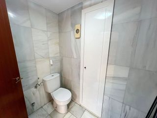 Oficina en alquiler en Playa Bajadilla - Puertos en Marbella