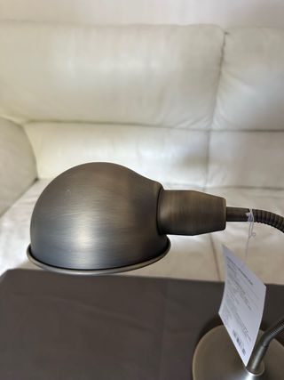 Lámpara escritorio metal gris