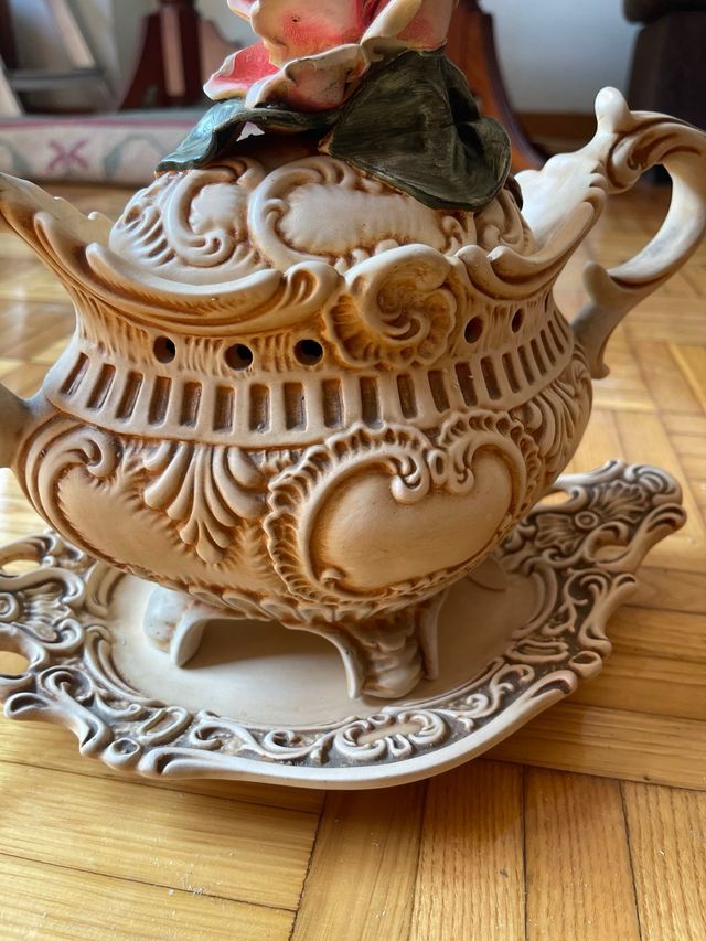 Zuppiera in porcellana vintage