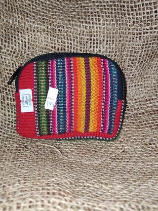 Monedero Mexicano tejido y bordado a mano  