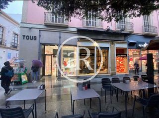 Local comercial en alquiler en Centro en Almería