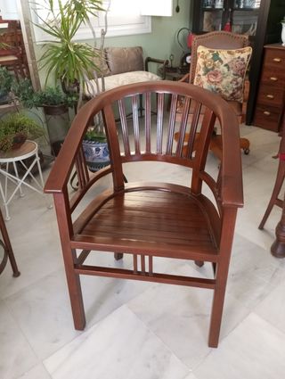 Sillón madera maciza