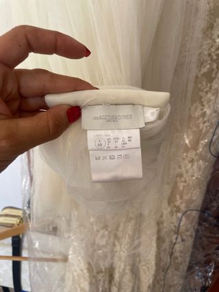 Vestido novia Manuel Mota beige