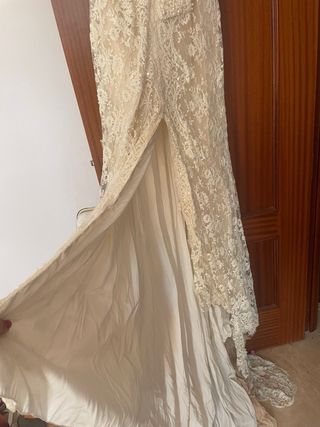 Vestido novia Manuel Mota beige