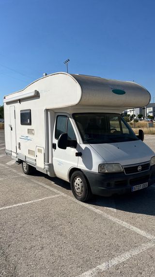 Autocaravana capuchina McLouis 2.3 110cv