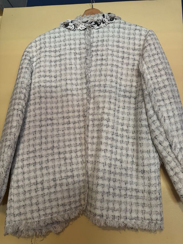 Chaqueta ISGM tweed blanca y gris