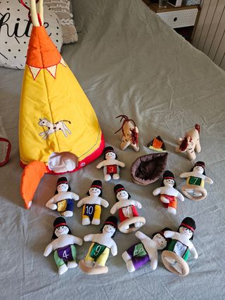 Tipi Lilliputiens + 11 muñecos
