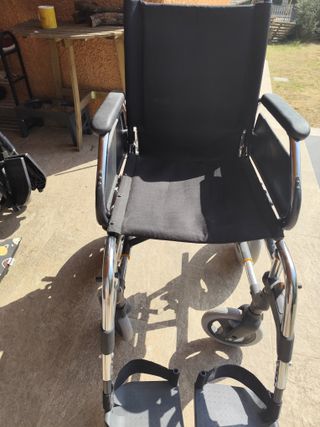 Silla de ruedas plegable