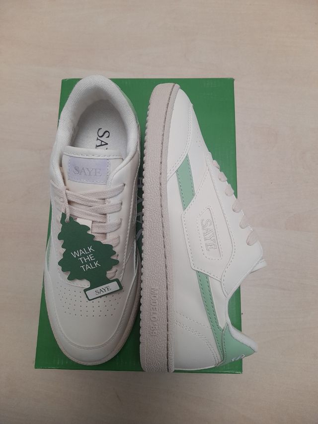 Zapatillas SAYE - Blancas y Verdes