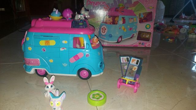 Pinypon Ambulancia Mascotas +  caja original