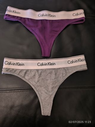 2 tangas Calvin Klein talla S. NUEVAS