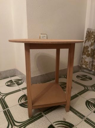 Mesa auxiliar redonda de madera