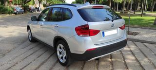 BMW X1 2011