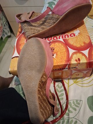 Sandalias cuña rosa mujer