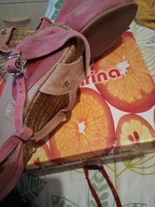 Sandalias cuña rosa mujer