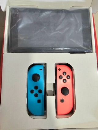 Nintendo Switch - Azul y Rojo