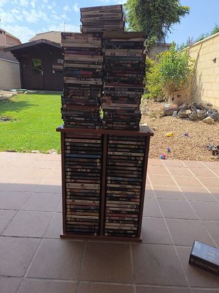 128 Películas DVD + Estante