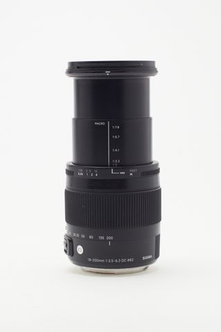 Objetivo SIGMA 18-200mm f/3.5-6.3 DC