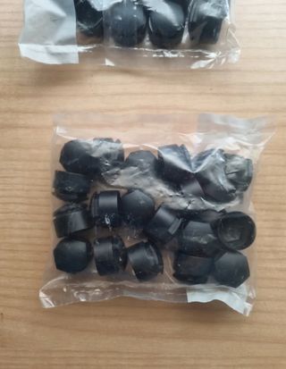 EMBELLECEDOR TORNILLOS LLANTA VAG