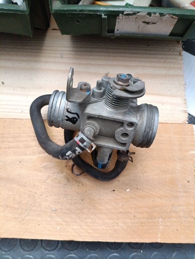 Corpo farfallato Kymco People S 200