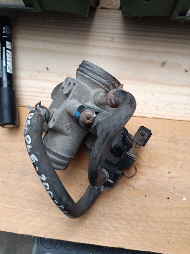 Corpo farfallato Kymco People S 200