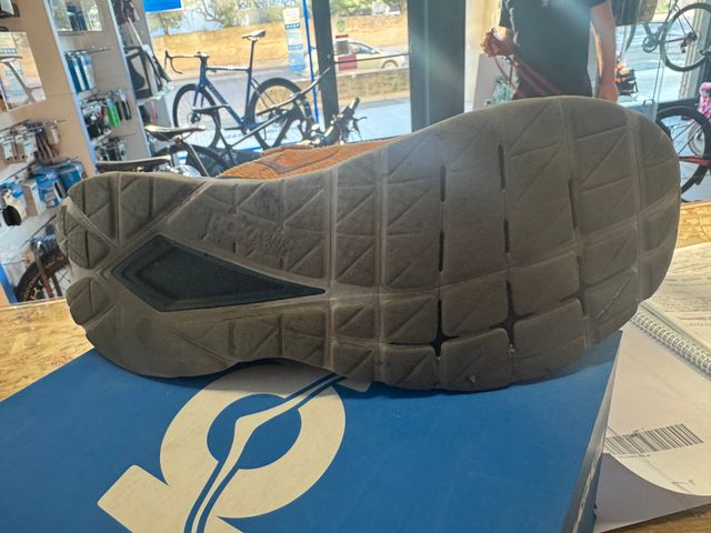 Hoka Mach Supersonic 45 - Marrone