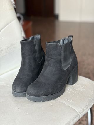 Botines negros tacón bajo