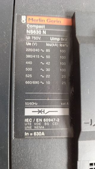 Interruptor automático Merlin Gerin NS630A 630A