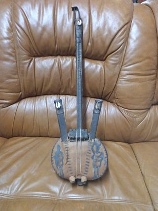 Mandolina africana antigua