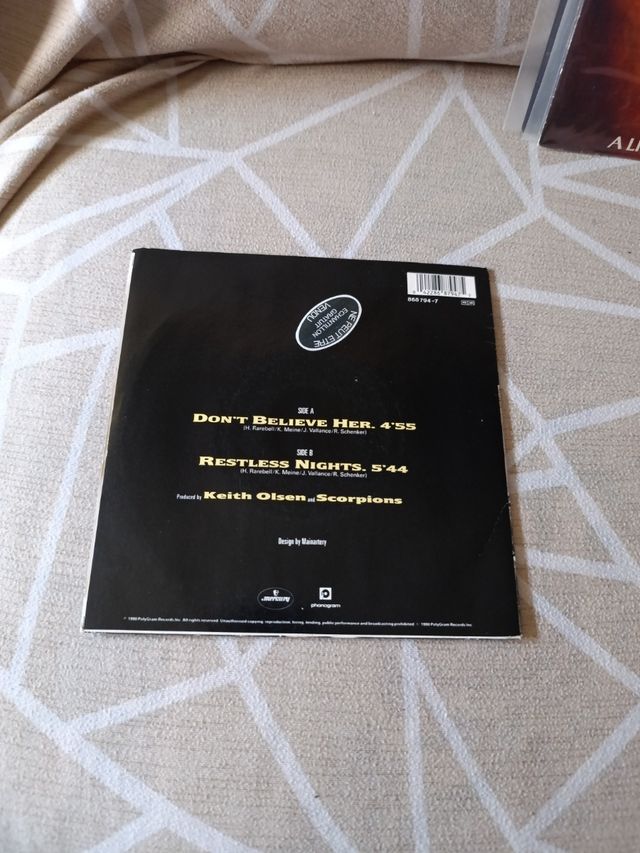 Scorpions - Don't Believe Her - single,promo