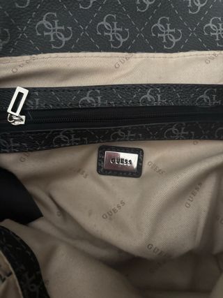 Mochila Guess negra original