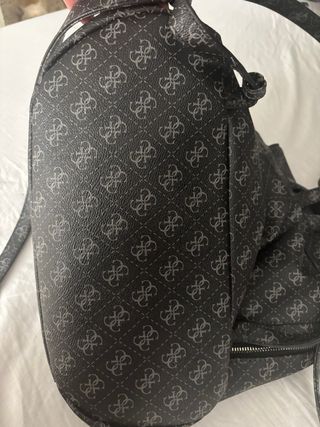 Mochila Guess negra original