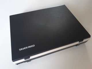Macchina da scrivere Silver Reed EXD10