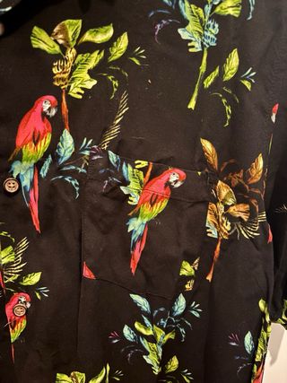 Camisa Primark loros negra