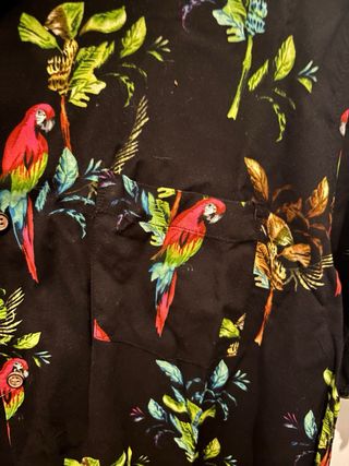 Camisa Primark loros negra